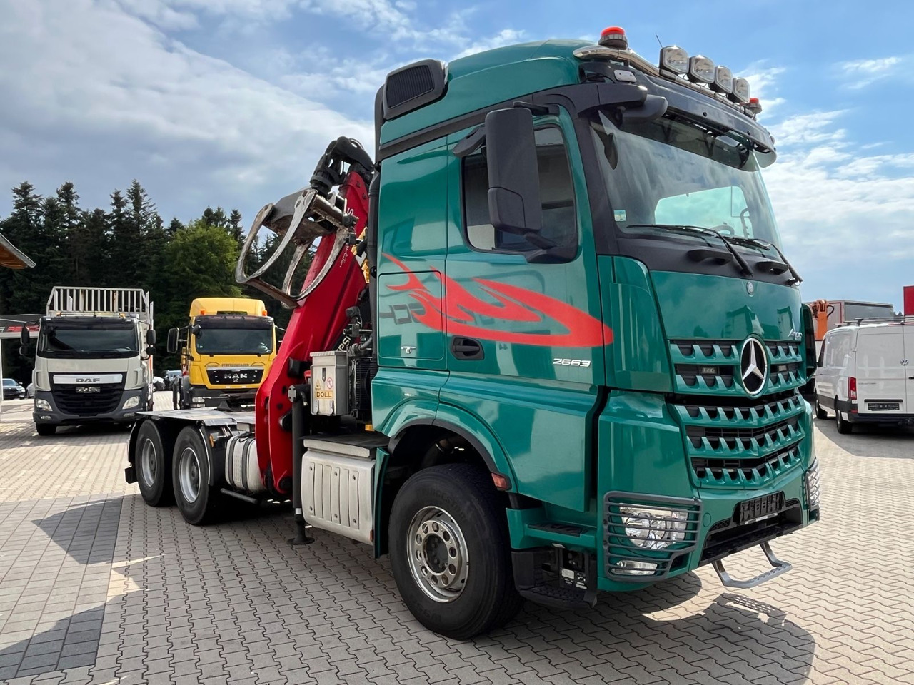 Mercedes-Benz Arocs 2663 6x4 mit Epsilon S260Z Langholzkran - Tractor head: gambar 4 Mercedes-Benz Arocs 2663 6x4 mit Epsilon S260Z Langholzkran - Tractor head: gambar 4