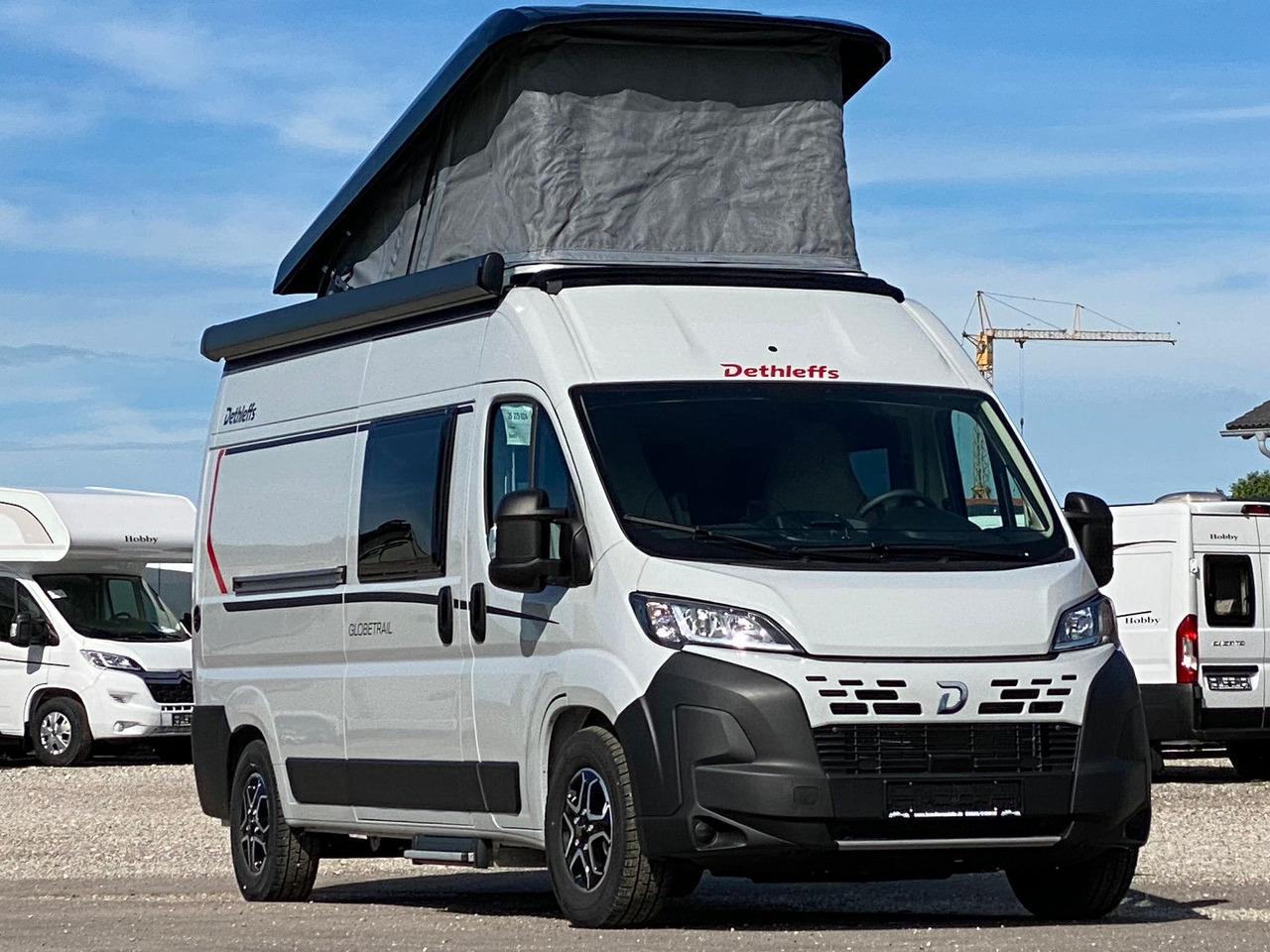 Dethleffs Globetrail 600 DS *2025*Automatik,Aufstelldach - Mobil kemping: gambar 1 Dethleffs Globetrail 600 DS *2025*Automatik,Aufstelldach - Mobil kemping: gambar 1