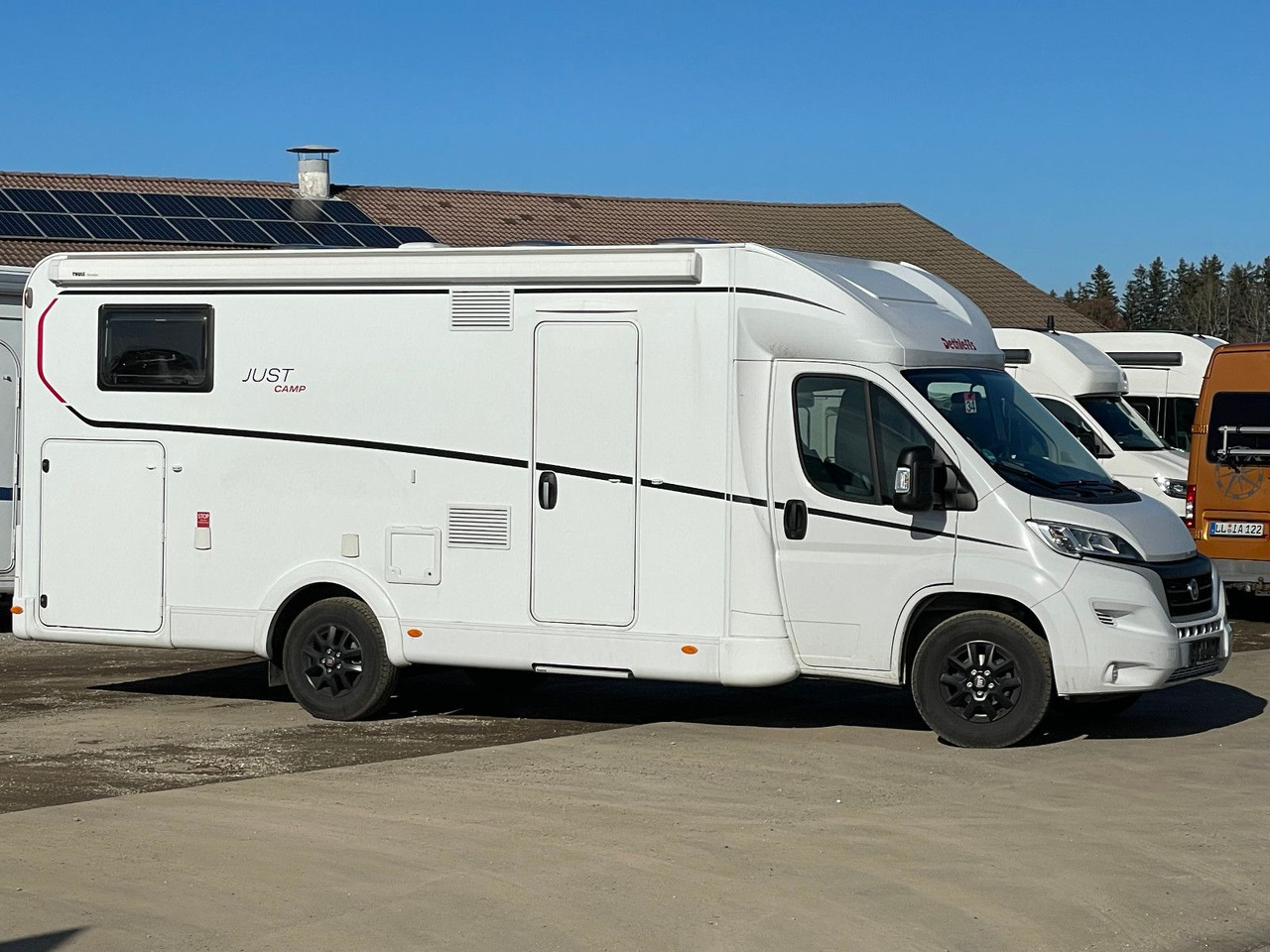 Dethleffs Just T 7052 EB mit Hubbett,Fiat - Mobil rumah semi-terintegrasi: gambar 2 Dethleffs Just T 7052 EB mit Hubbett,Fiat - Mobil rumah semi-terintegrasi: gambar 2