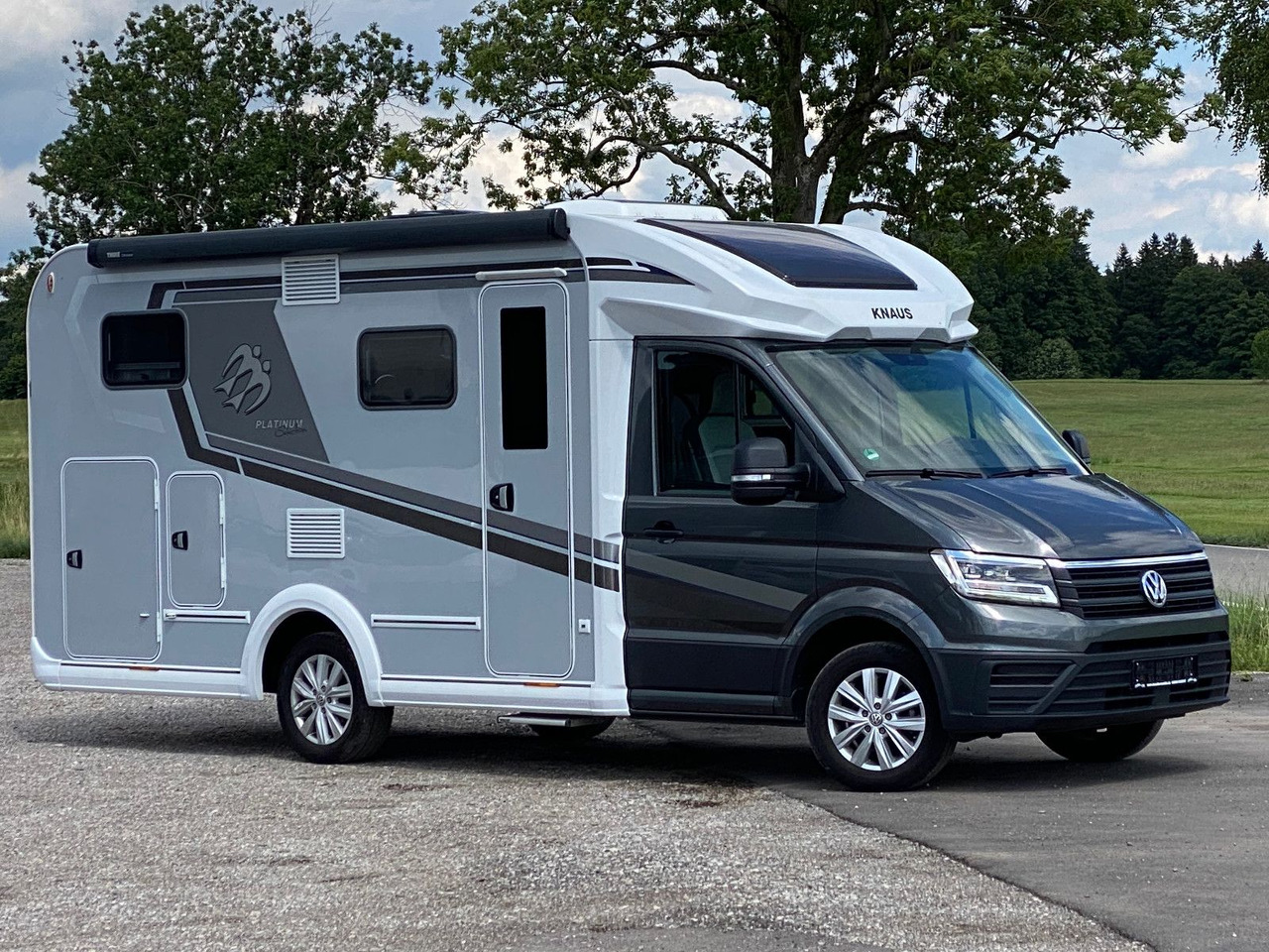 Knaus Van TI PLUS Platinium Selection 650 MEG,Automat - Mobil rumah semi-terintegrasi: gambar 1 Knaus Van TI PLUS Platinium Selection 650 MEG,Automat - Mobil rumah semi-terintegrasi: gambar 1