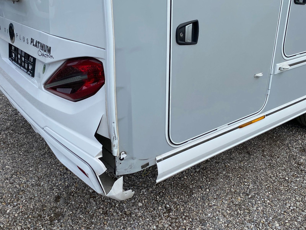 Knaus Van TI PLUS Platinium Selection 650 MEG,Automat - Mobil rumah semi-terintegrasi: gambar 3 Knaus Van TI PLUS Platinium Selection 650 MEG,Automat - Mobil rumah semi-terintegrasi: gambar 3