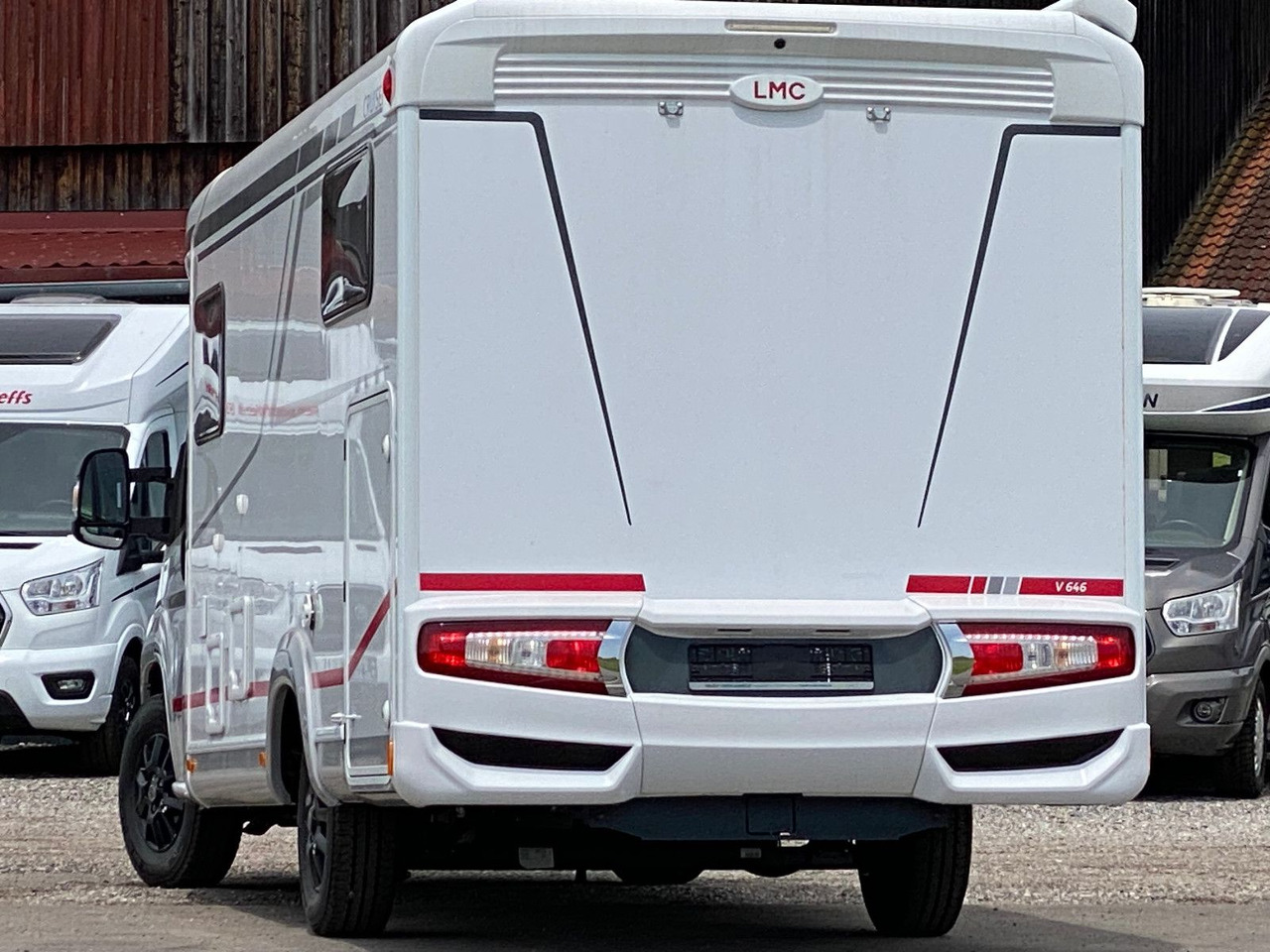 LMC Cruiser V 646 G, SAT, Navi, Sondermodell,16 Zoll - Mobil rumah semi-terintegrasi: gambar 5 LMC Cruiser V 646 G, SAT, Navi, Sondermodell,16 Zoll - Mobil rumah semi-terintegrasi: gambar 5