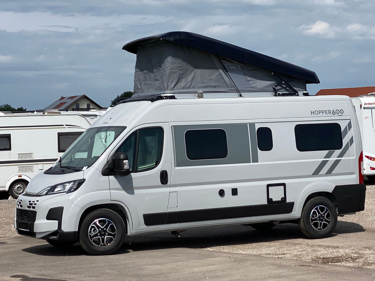 LMC INNOVAN 600 Fiat ,Aufstelldach,Modell 25 - Mobil kemping: gambar 4 LMC INNOVAN 600 Fiat ,Aufstelldach,Modell 25 - Mobil kemping: gambar 4