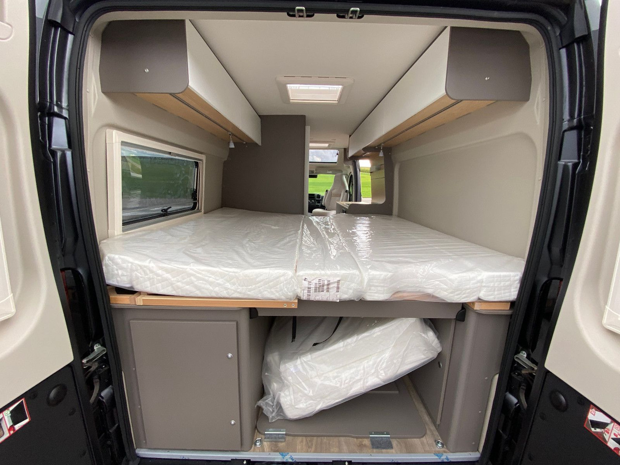 Mobil kemping LMC Innovan 640 *2025* Automatik, Chassis Design...: gambar 16