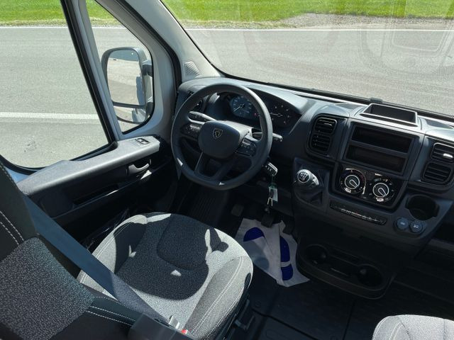 Mobil kemping baru Sunlight Camper Van Cliff 600 Entry: gambar 9 Mobil kemping baru Sunlight Camper Van Cliff 600 Entry: gambar 9