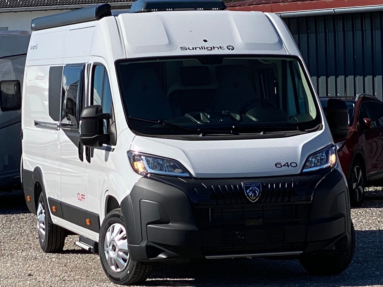 Sunlight Cliff 640 mit Längsbetten,Modell 25 - Mobil kemping: gambar 1 Sunlight Cliff 640 mit Längsbetten,Modell 25 - Mobil kemping: gambar 1