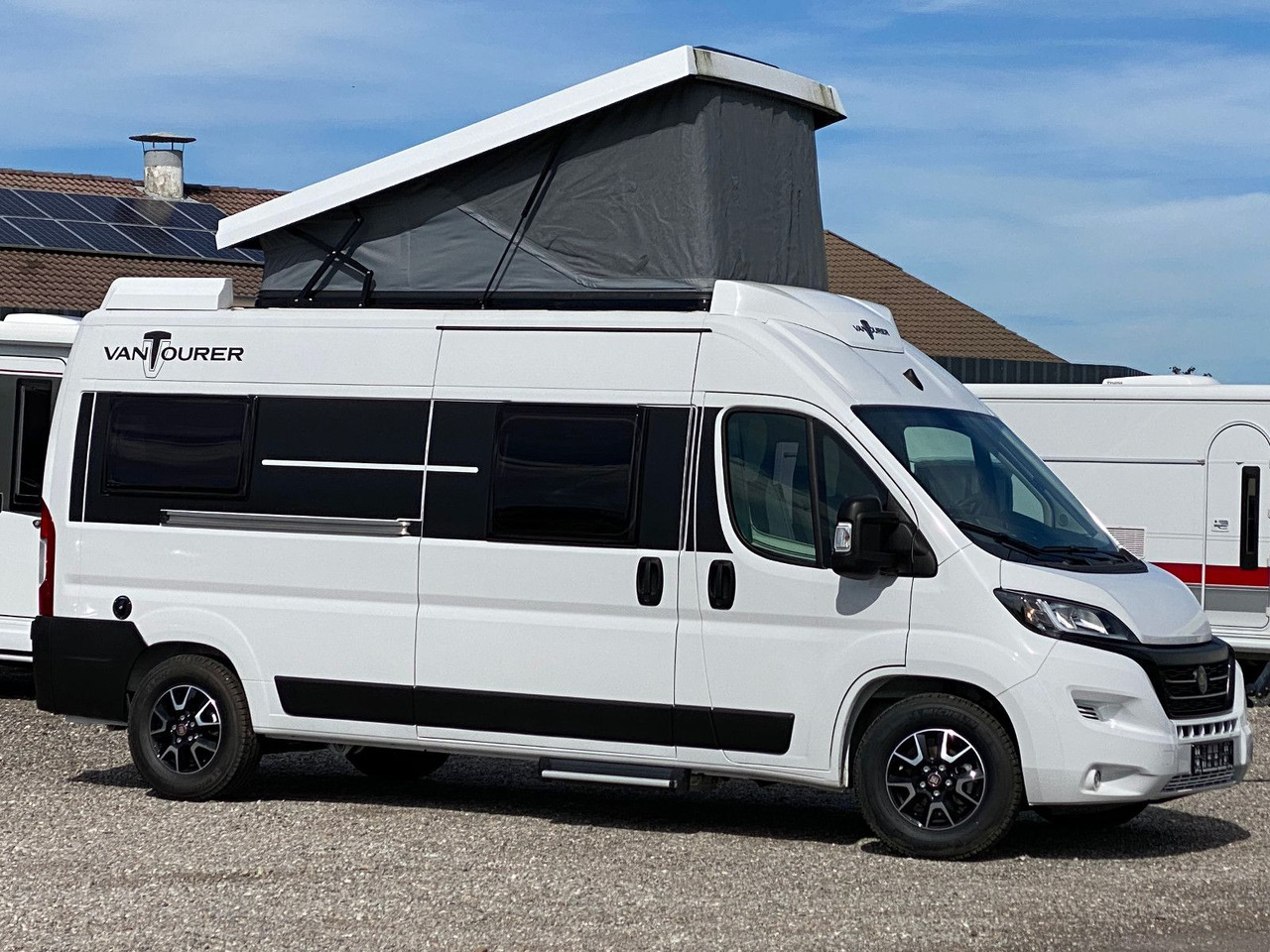 VANTourer 600 D 180PS, mit Aufstelldach,10 Zoll Fiat Navi - Mobil kemping: gambar 1 VANTourer 600 D 180PS, mit Aufstelldach,10 Zoll Fiat Navi - Mobil kemping: gambar 1