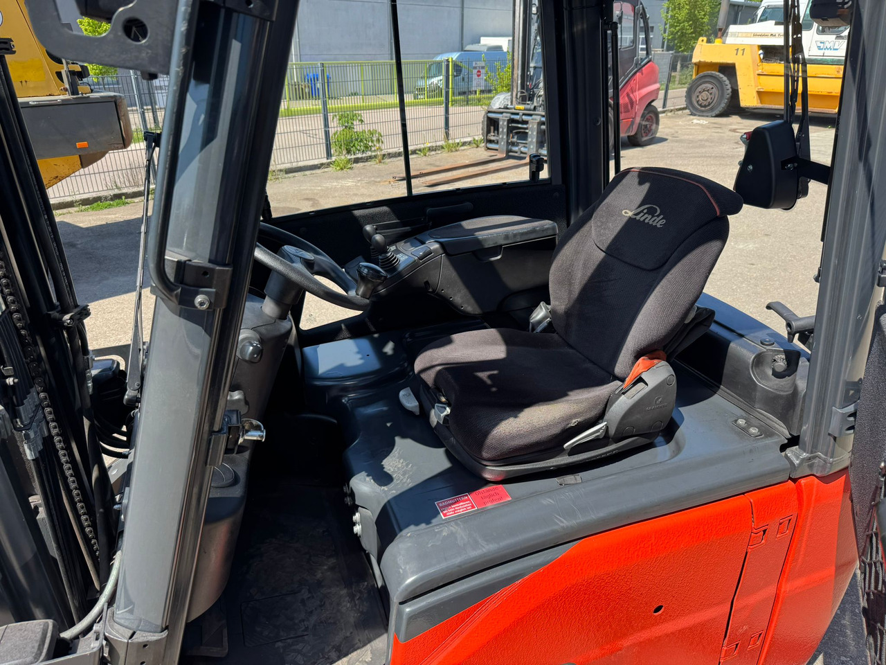 Linde E20L-02 Triplex Elektro Zinkenverstellgerät - Forklift listrik: gambar 5 Linde E20L-02 Triplex Elektro Zinkenverstellgerät - Forklift listrik: gambar 5