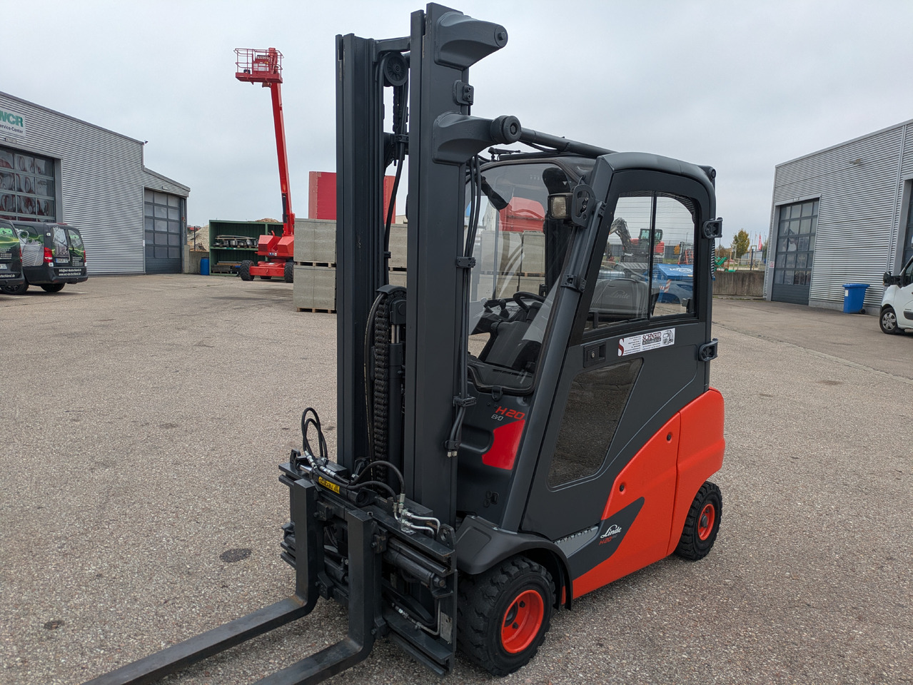 Linde H20D-01 Diesel Stapler Triplexmast Kabine Heizung ZVG - Forklift diesel: gambar 2 Linde H20D-01 Diesel Stapler Triplexmast Kabine Heizung ZVG - Forklift diesel: gambar 2