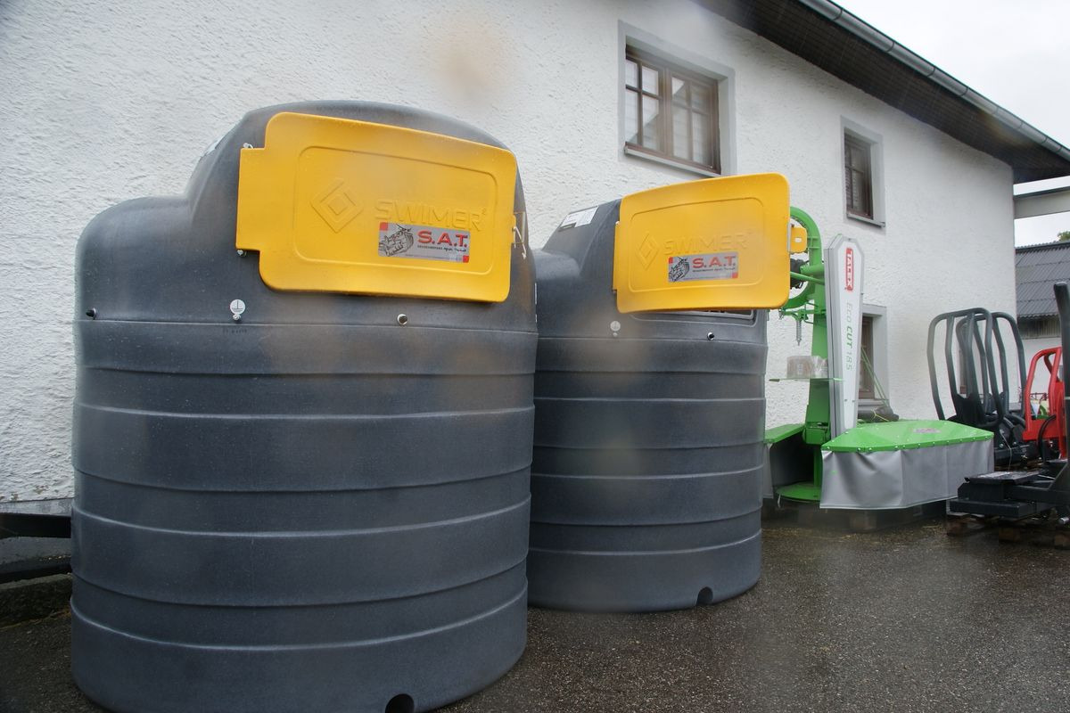 !!!AKTION!!!-Dieseltank 2500 Liter-NEU - Tangki air: gambar 1 !!!AKTION!!!-Dieseltank 2500 Liter-NEU - Tangki air: gambar 1