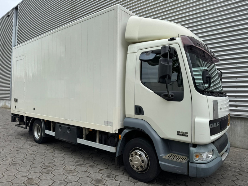 DAF LF 45.150 / Manual / Euro 3 / Tail Lift / TUV: 2-2026 / NL truck - Truk box: gambar 2 DAF LF 45.150 / Manual / Euro 3 / Tail Lift / TUV: 2-2026 / NL truck - Truk box: gambar 2