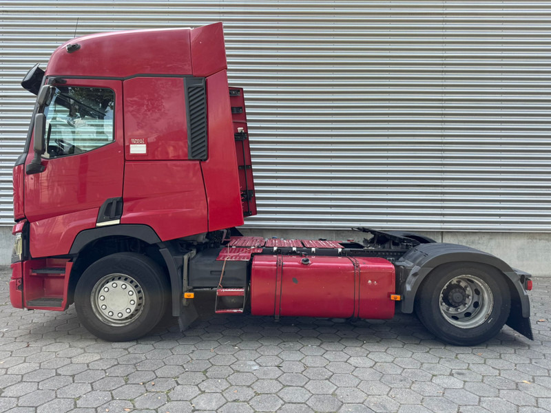 Renault T 460 / 2 Tanks / Refrigerator / 2 Beds / Euro 6 - Tractor head: gambar 5 Renault T 460 / 2 Tanks / Refrigerator / 2 Beds / Euro 6 - Tractor head: gambar 5