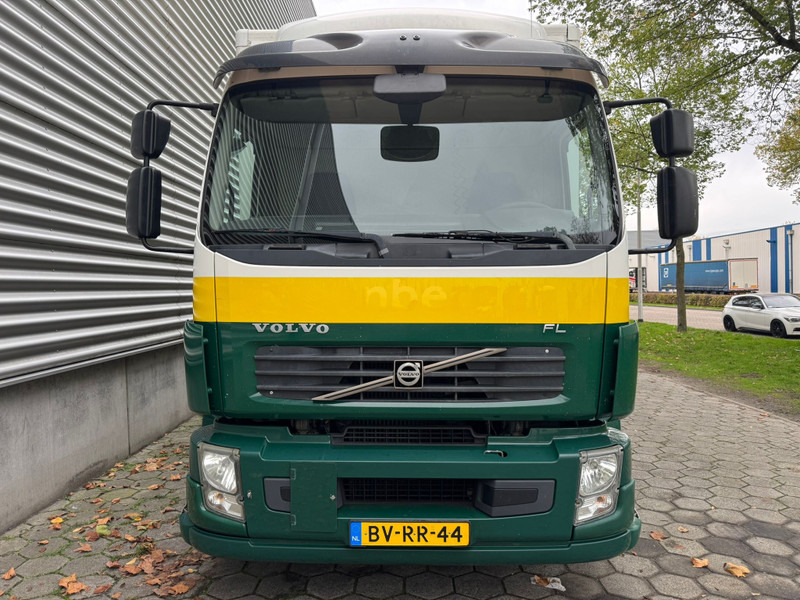 Volvo FL 240 / 6 Cylinder / 18 Tons / Tail Lift / TUV:5-2026 / NL Truck - Truk box: gambar 5 Volvo FL 240 / 6 Cylinder / 18 Tons / Tail Lift / TUV:5-2026 / NL Truck - Truk box: gambar 5