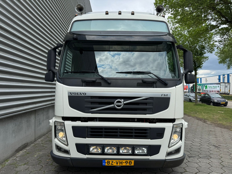 Volvo FM 330 XL EEV / I-Shift / VEB+ / 334.000..KM!! / Tail Lift / NL Truck - Pengangkut kontainer/ Container truck: gambar 4 Volvo FM 330 XL EEV / I-Shift / VEB+ / 334.000..KM!! / Tail Lift / NL Truck - Pengangkut kontainer/ Container truck: gambar 4
