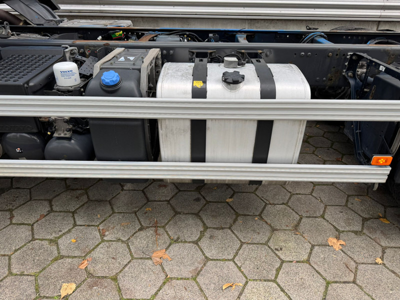 Truk sasis Volvo FM 410 / 8X4 / I-Shift / ADR / Tridem / TUV: 6-2026 / NL Truck: gambar 15 Truk sasis Volvo FM 410 / 8X4 / I-Shift / ADR / Tridem / TUV: 6-2026 / NL Truck: gambar 15