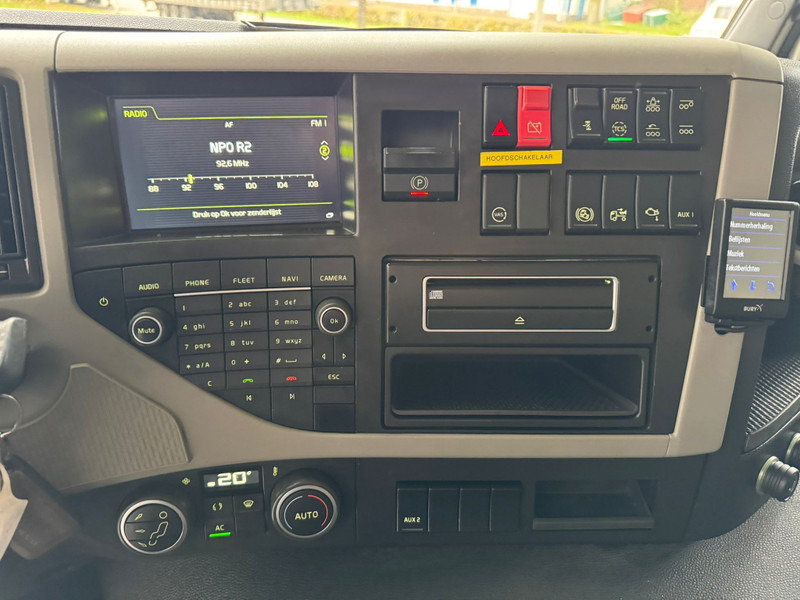 Truk sasis Volvo FM 410 / 8X4 / I-Shift / ADR / Tridem / TUV: 6-2026 / NL Truck: gambar 11 Truk sasis Volvo FM 410 / 8X4 / I-Shift / ADR / Tridem / TUV: 6-2026 / NL Truck: gambar 11