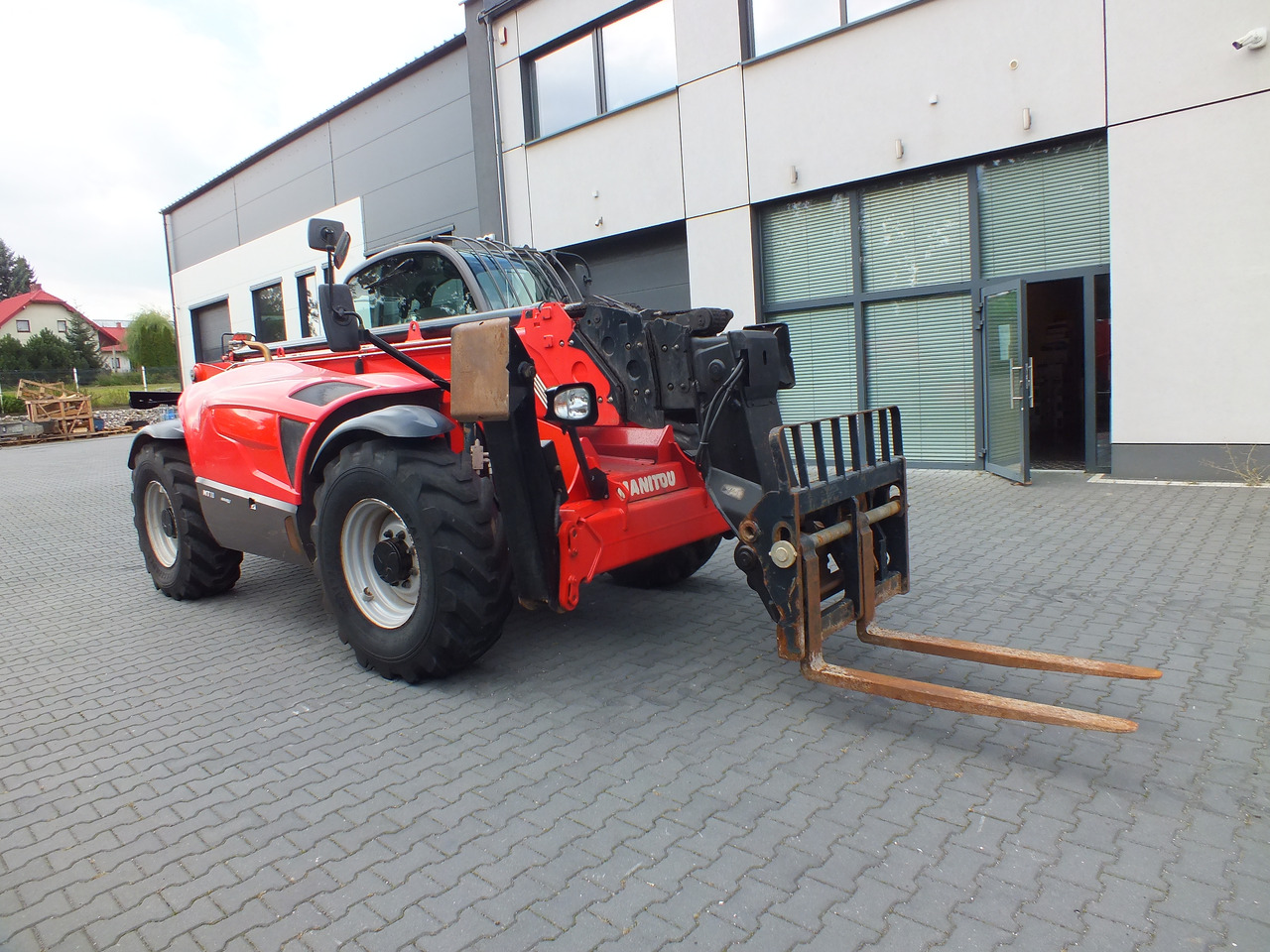 MANITOU MT1840 - Loader depan teleskopik untuk Ekskavator: gambar 1 MANITOU MT1840 - Loader depan teleskopik untuk Ekskavator: gambar 1