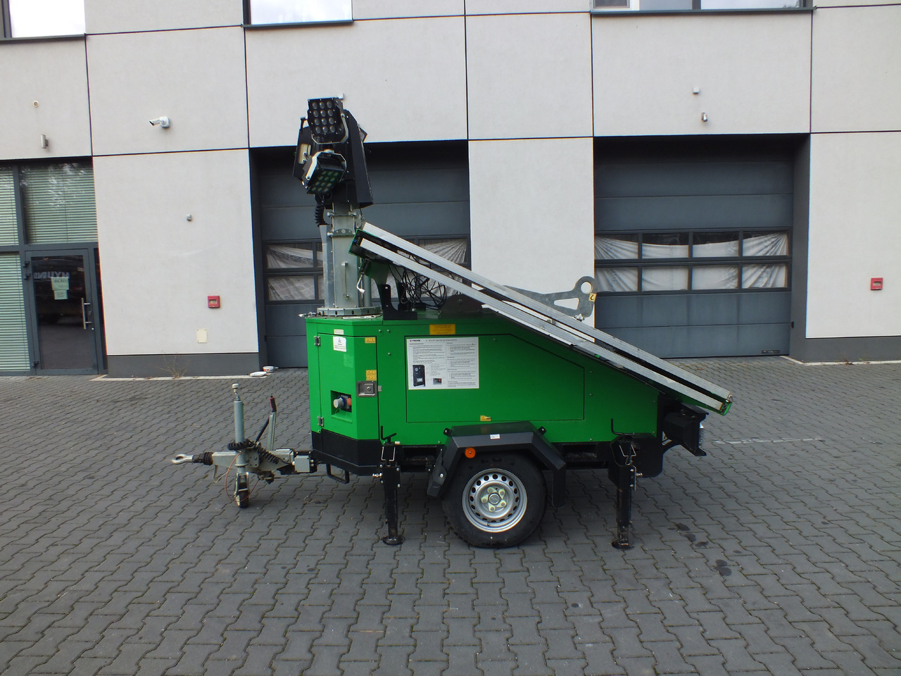 TRIME X-SOLAR - Menara penerangan untuk Ekskavator: gambar 4 TRIME X-SOLAR - Menara penerangan untuk Ekskavator: gambar 4