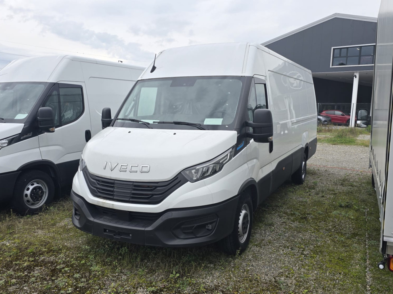 IVECO DAILY 38S14E V - Van panel, Van listrik: gambar 1 IVECO DAILY 38S14E V - Van panel, Van listrik: gambar 1