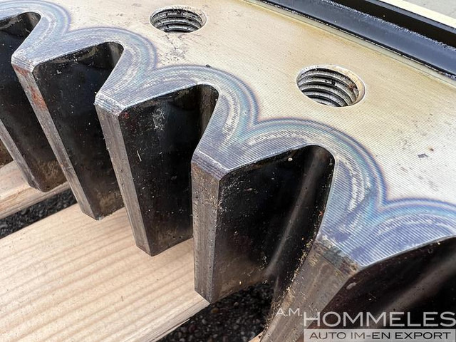 CNH INDUSTRIAL SLEWING RING H2239954 - Derek pemuat: gambar 4 CNH INDUSTRIAL SLEWING RING H2239954 - Derek pemuat: gambar 4