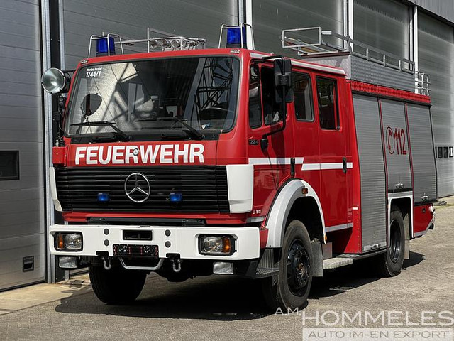 Mercedes-Benz 1224 AF 4x4 - Truk pemadam kebakaran: gambar 1 Mercedes-Benz 1224 AF 4x4 - Truk pemadam kebakaran: gambar 1