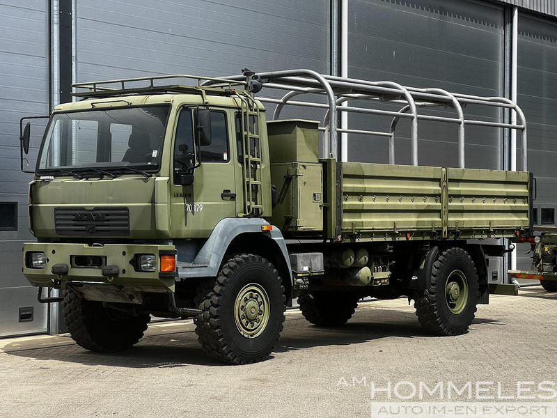 MAN 18.225 LAC 4x4 - Truk: gambar 2 MAN 18.225 LAC 4x4 - Truk: gambar 2