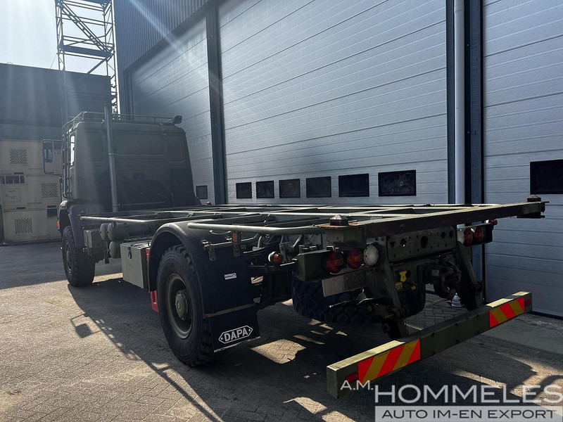 MAN 18.225 LAC 4x4 - Truk: gambar 3 MAN 18.225 LAC 4x4 - Truk: gambar 3