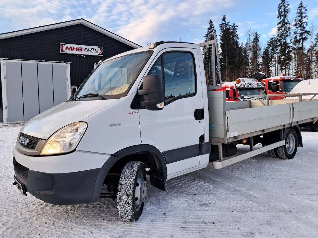 Iveco Daily 40 C18 automat - Van flatbed: gambar 2 Iveco Daily 40 C18 automat - Van flatbed: gambar 2