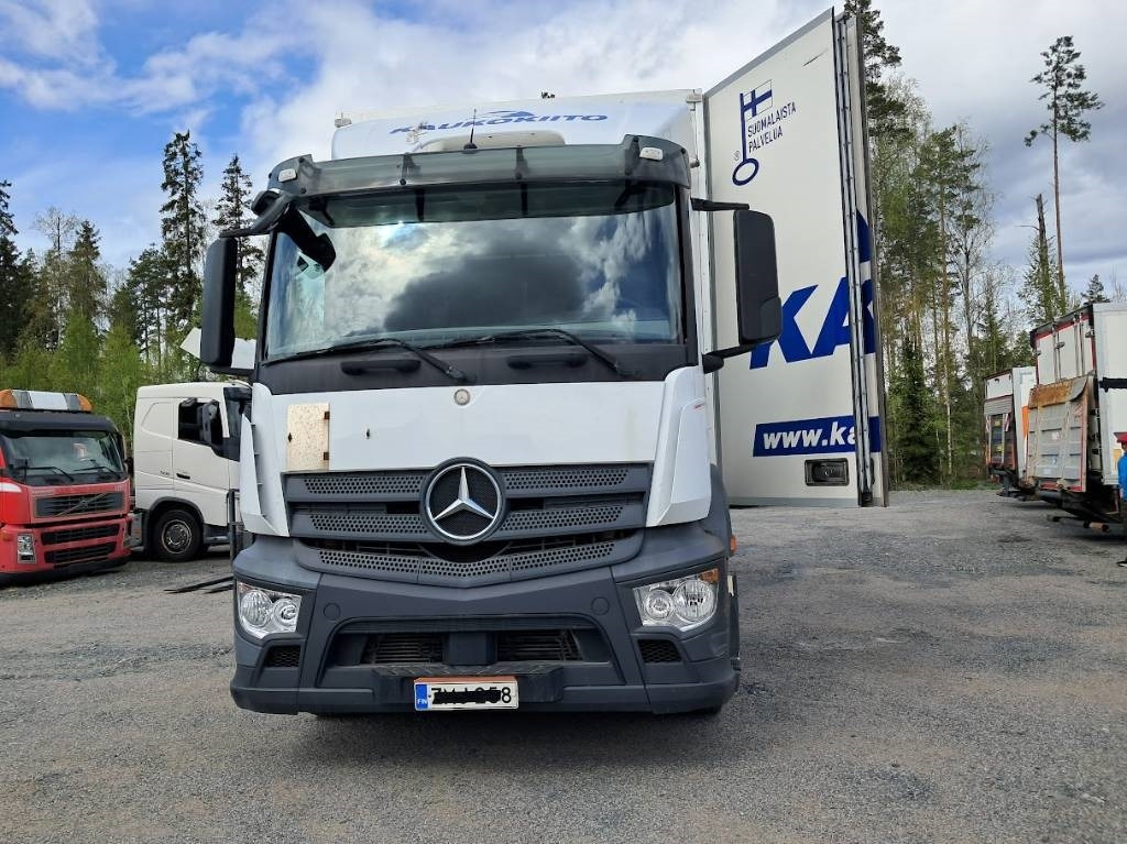 Mercedes-Benz Antos 1824L - Truk box: gambar 2 Mercedes-Benz Antos 1824L - Truk box: gambar 2