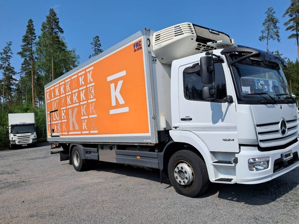 Mercedes-Benz Atego 1524 - Truk berpendingin: gambar 2 Mercedes-Benz Atego 1524 - Truk berpendingin: gambar 2