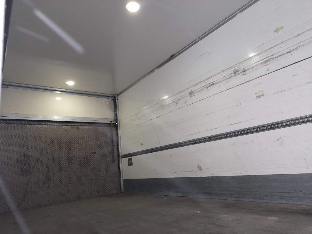 Mercedes-Benz Atego 918 Euro 6 - Truk berpendingin: gambar 4 Mercedes-Benz Atego 918 Euro 6 - Truk berpendingin: gambar 4