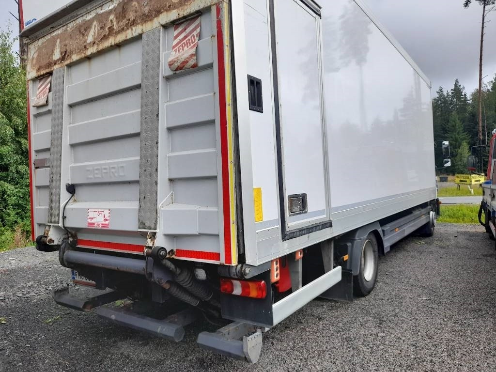 Truk berpendingin Mercedes-Benz Atego 918: gambar 9 Truk berpendingin Mercedes-Benz Atego 918: gambar 9