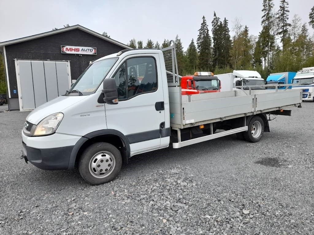 Iveco Daily 40 C18 automat - Peralatan lainnya: gambar 1 Iveco Daily 40 C18 automat - Peralatan lainnya: gambar 1