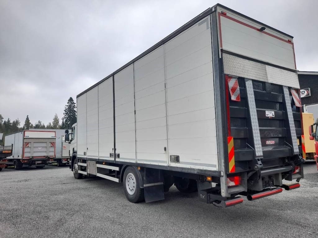 Scania P 230 DB - Truk box: gambar 5 Scania P 230 DB - Truk box: gambar 5