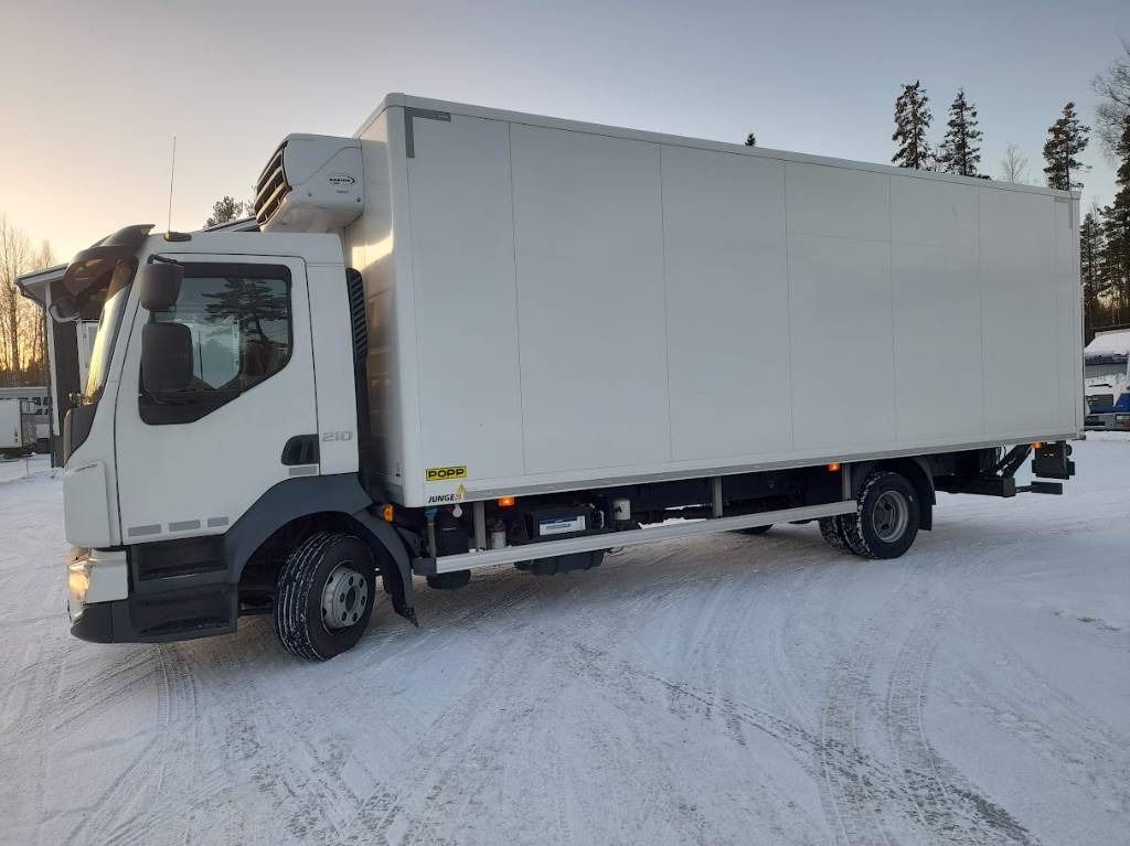 Volvo FL 210 - Truk berpendingin: gambar 1 Volvo FL 210 - Truk berpendingin: gambar 1