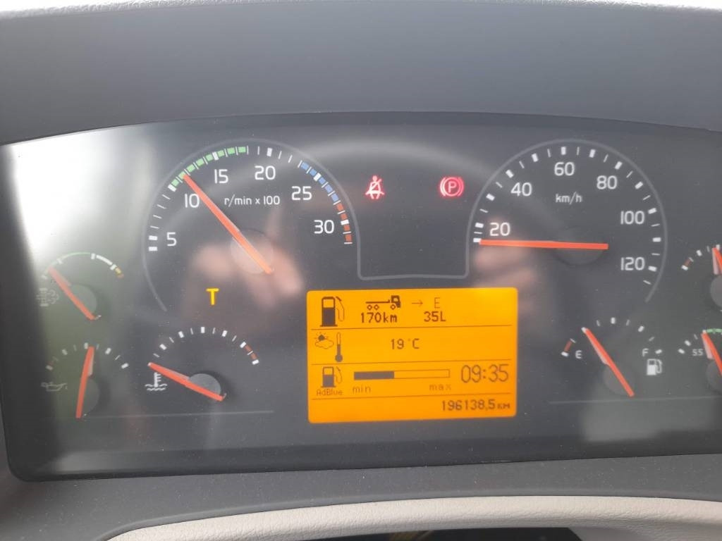 Volvo FL 210 - Truk berpendingin: gambar 5 Volvo FL 210 - Truk berpendingin: gambar 5