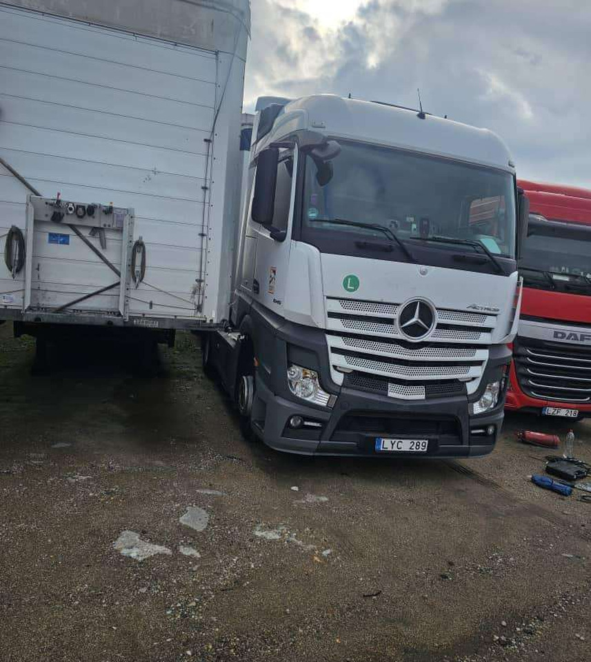 Mercedes-Benz 1845 - Tractor head: gambar 2 Mercedes-Benz 1845 - Tractor head: gambar 2