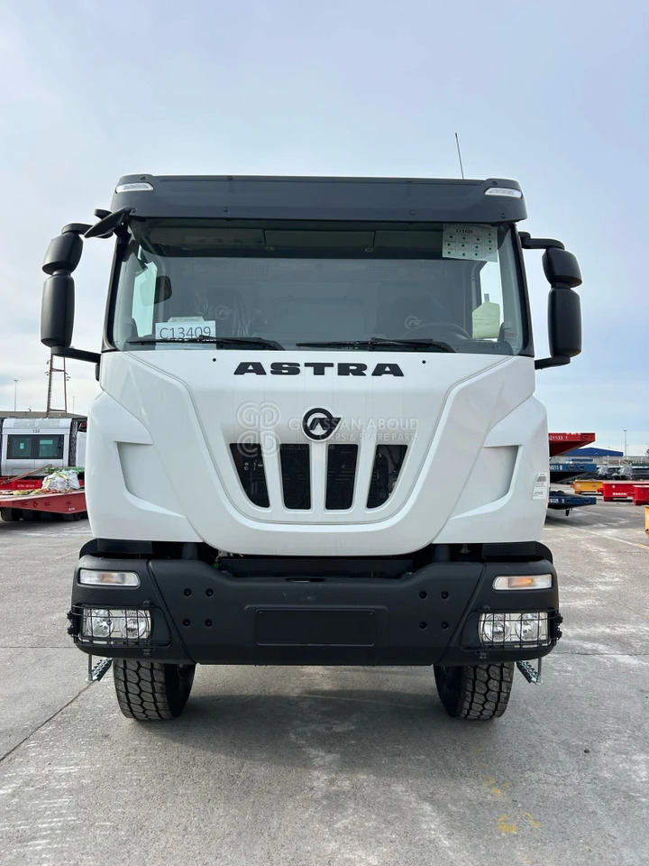 ASTRA HD9 8x4 CHASSIS - Barcelona Stock - Truk sasis: gambar 1 ASTRA HD9 8x4 CHASSIS - Barcelona Stock - Truk sasis: gambar 1
