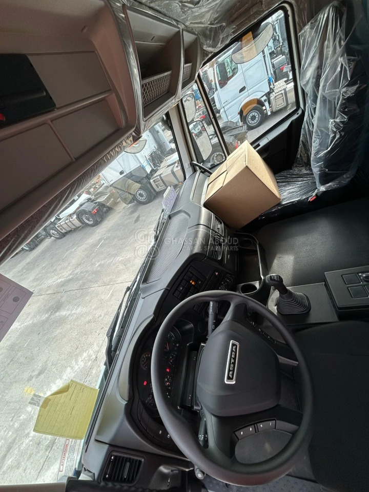 ASTRA HD9 8x4 CHASSIS - Barcelona Stock - Truk sasis: gambar 5 ASTRA HD9 8x4 CHASSIS - Barcelona Stock - Truk sasis: gambar 5