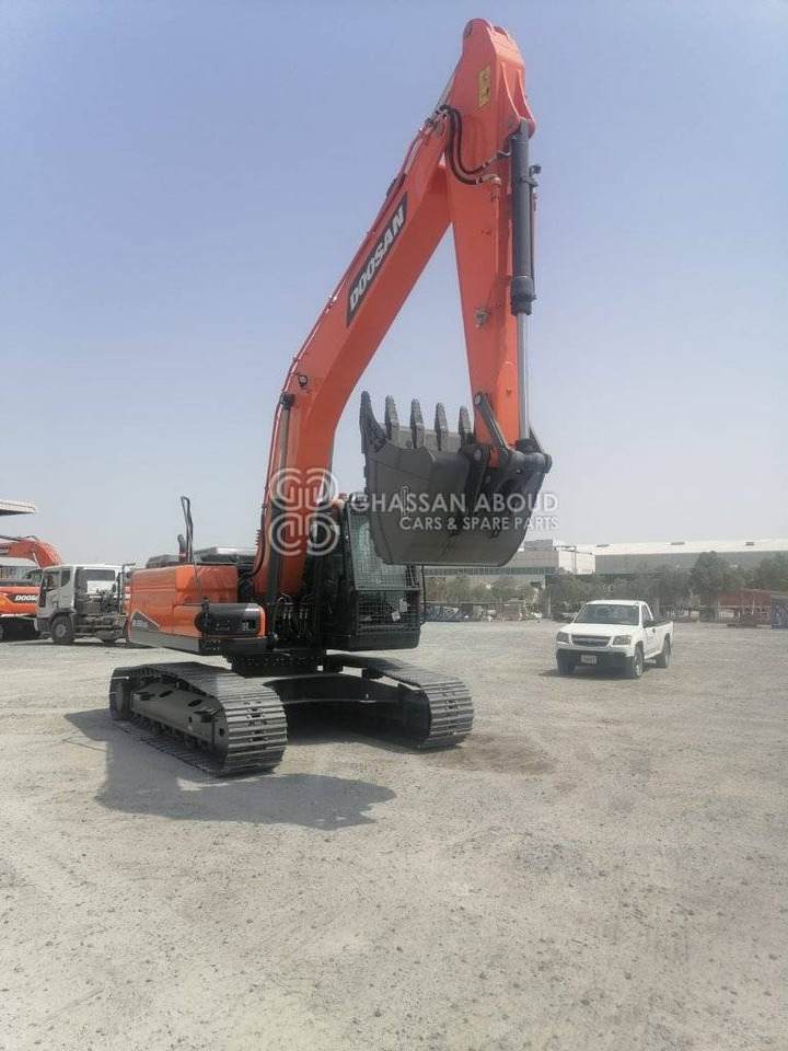 DOOSAN DX225 LCA – CHAIN EXCAVATOR OPERATING WEIGHT 22 TON APPROX. WITH BUCKET 1.08 Cu.M BUCKET ( HEAVY DUTY) MY2022 - Ekskavator perayap: gambar 3 DOOSAN DX225 LCA – CHAIN EXCAVATOR OPERATING WEIGHT 22 TON APPROX. WITH BUCKET 1.08 Cu.M BUCKET ( HEAVY DUTY) MY2022 - Ekskavator perayap: gambar 3