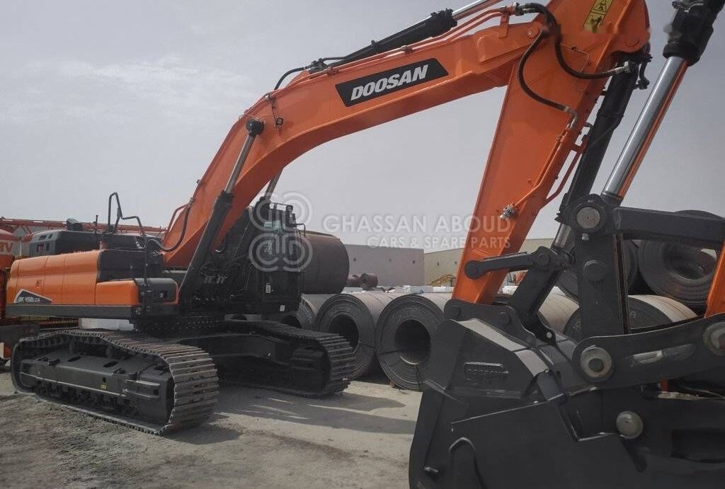 Ekskavator perayap baru Doosan DX450 LCA-7M: gambar 1