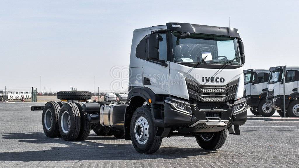IVECO T-WAY Chassis 6×4 AT380T47H WHEELBASE 4500 MY24 - Truk sasis: gambar 3 IVECO T-WAY Chassis 6×4 AT380T47H WHEELBASE 4500 MY24 - Truk sasis: gambar 3