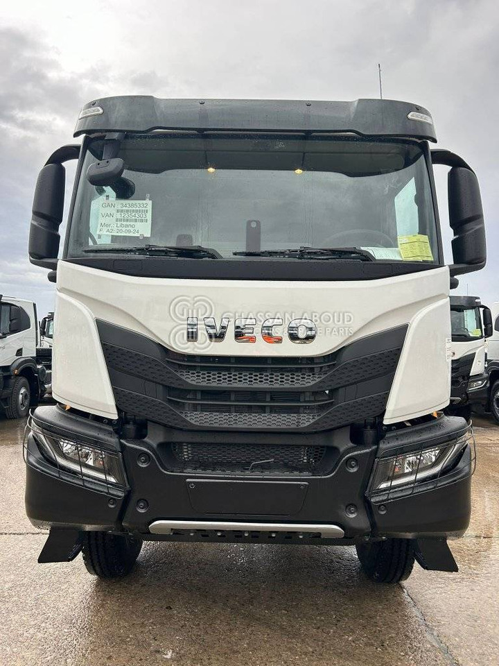 IVECO T-WAY Chassis 6×4 – GVW 33.5 Ton approx. (Tyres 12.00R20) Wheelbase 4200 MY25 - Truk sasis: gambar 1 IVECO T-WAY Chassis 6×4 – GVW 33.5 Ton approx. (Tyres 12.00R20) Wheelbase 4200 MY25 - Truk sasis: gambar 1