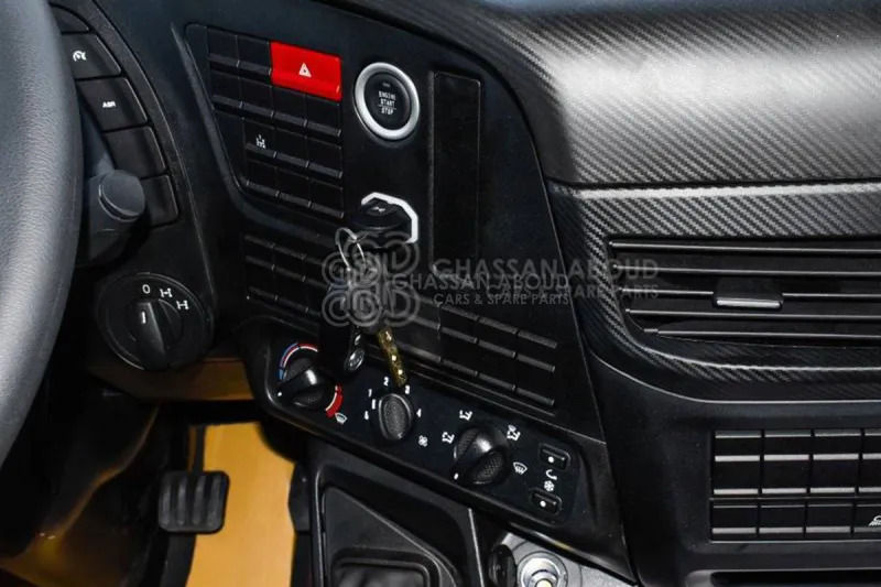 Iveco T-WAY AD380T47H 6x4 R24 Tyres Chassis - Barcelona Stock - Truk sasis: gambar 5 Iveco T-WAY AD380T47H 6x4 R24 Tyres Chassis - Barcelona Stock - Truk sasis: gambar 5