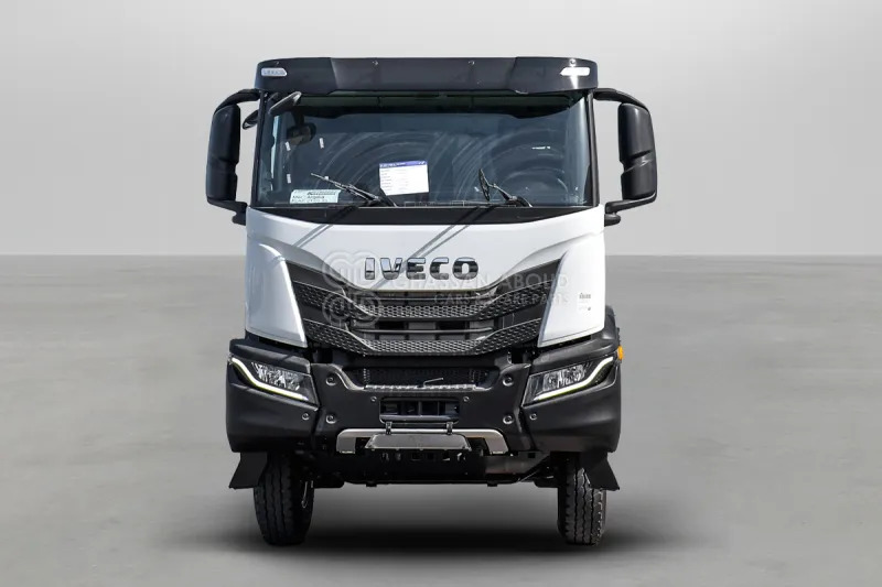 Iveco T-WAY AT380T47H 6x4 R24 Tyres Chassis - Barcelona Stock - Truk sasis: gambar 2 Iveco T-WAY AT380T47H 6x4 R24 Tyres Chassis - Barcelona Stock - Truk sasis: gambar 2