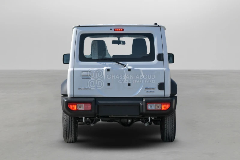 Suzuki Jimny - Mobil SUV: gambar 5 Suzuki Jimny - Mobil SUV: gambar 5