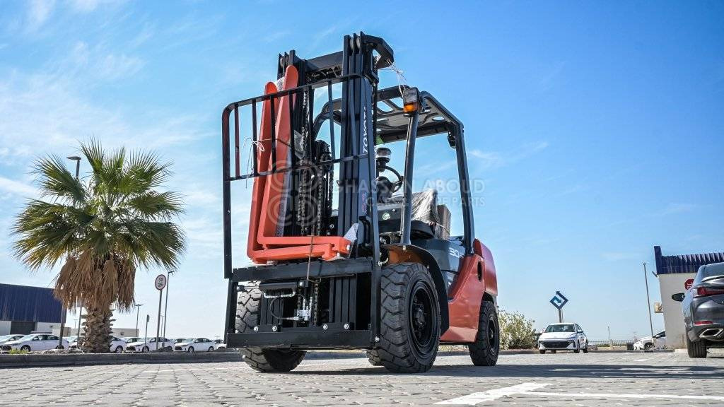 Forklift diesel TOYOTA FORKLIFT DIESEL 3TON 3STAGE, 3LEVER 4500MM W/ SIDE SHIFT MY24: gambar 17