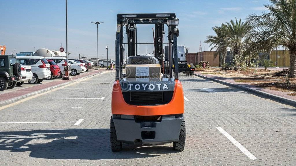 Forklift diesel TOYOTA FORKLIFT DIESEL 3TON 3STAGE, 3LEVER 4500MM W/ SIDE SHIFT MY24: gambar 13