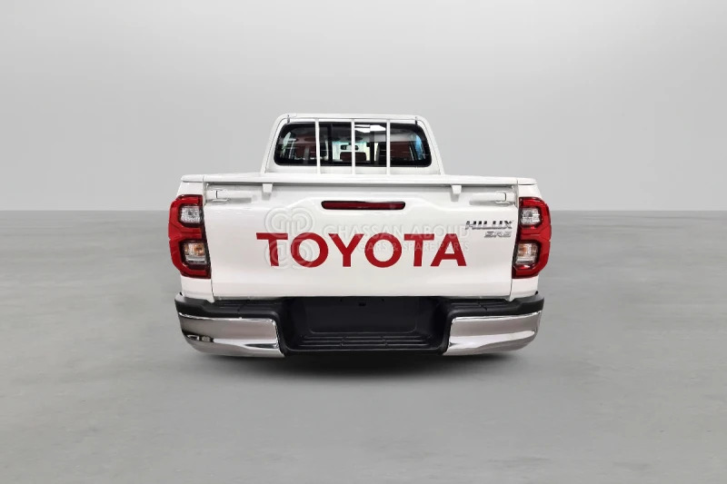 Toyota Hilux 4X4 Double Cabin - Truk pikap, Van kombi: gambar 5 Toyota Hilux 4X4 Double Cabin - Truk pikap, Van kombi: gambar 5