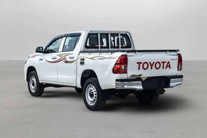 Toyota Hilux 4X4 Double Cabin - Truk pikap, Van kombi: gambar 3 Toyota Hilux 4X4 Double Cabin - Truk pikap, Van kombi: gambar 3